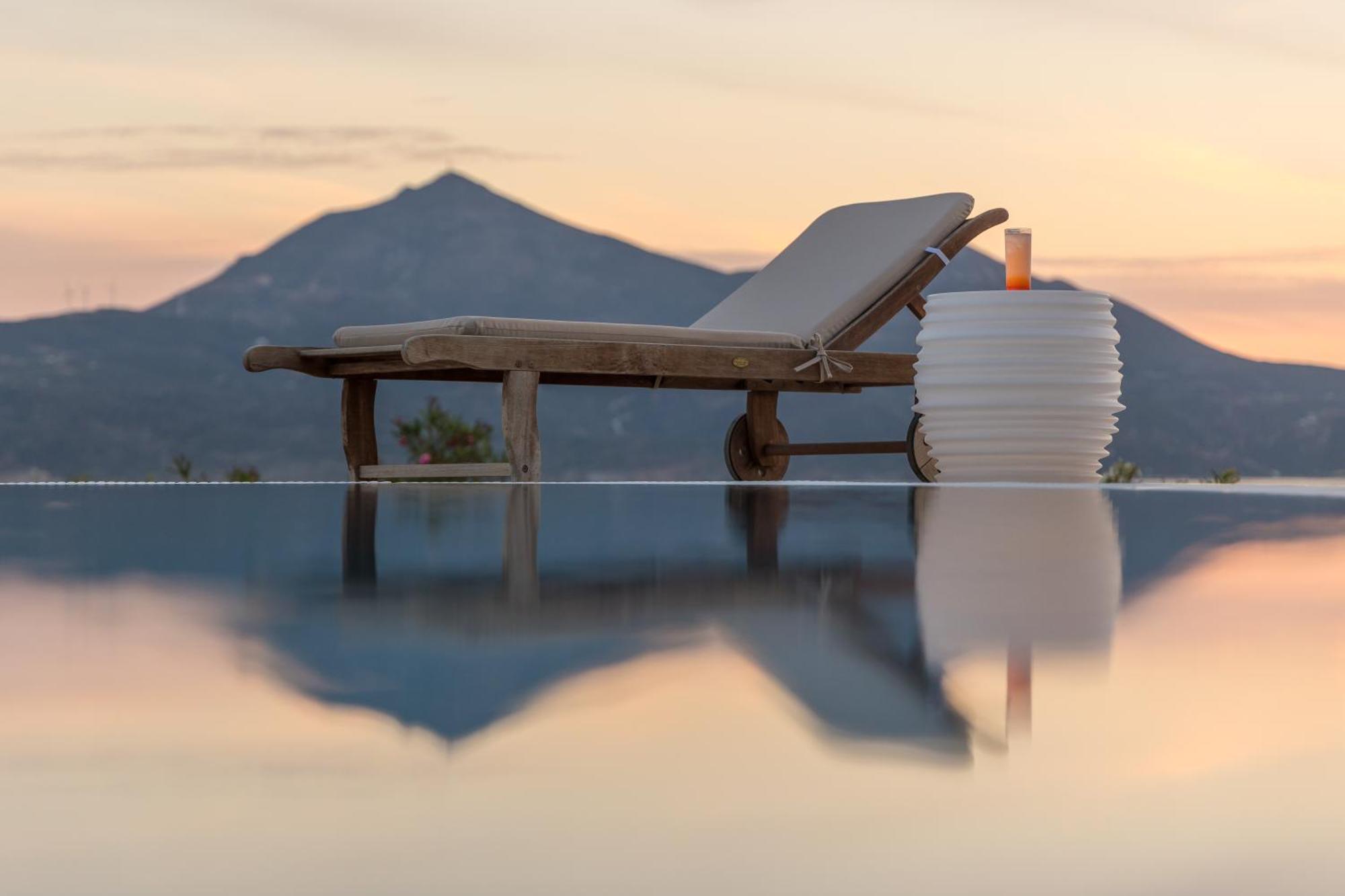 Blu Suites And Studios Adamantas  Ngoại thất bức ảnh