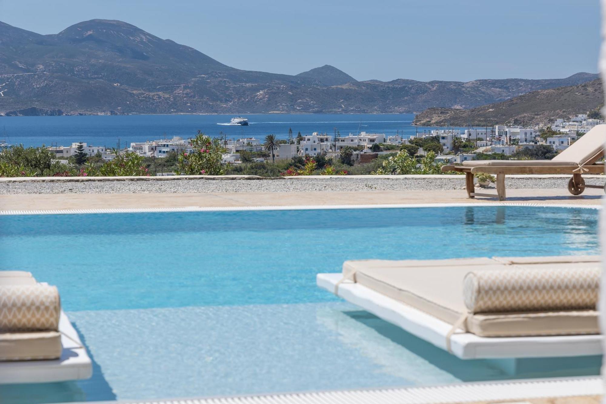 Blu Suites And Studios Adamantas  Ngoại thất bức ảnh